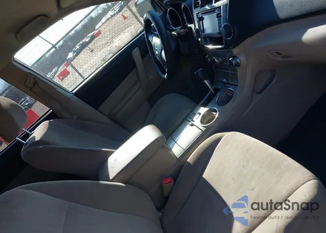 2013 Toyota Highlander from USA, damaged, VIN 5TDZA3EH5DS033924
